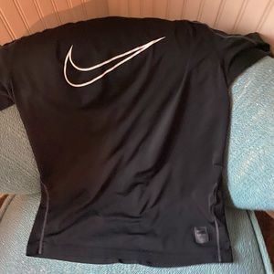 Boys Nike pro dri fit tee